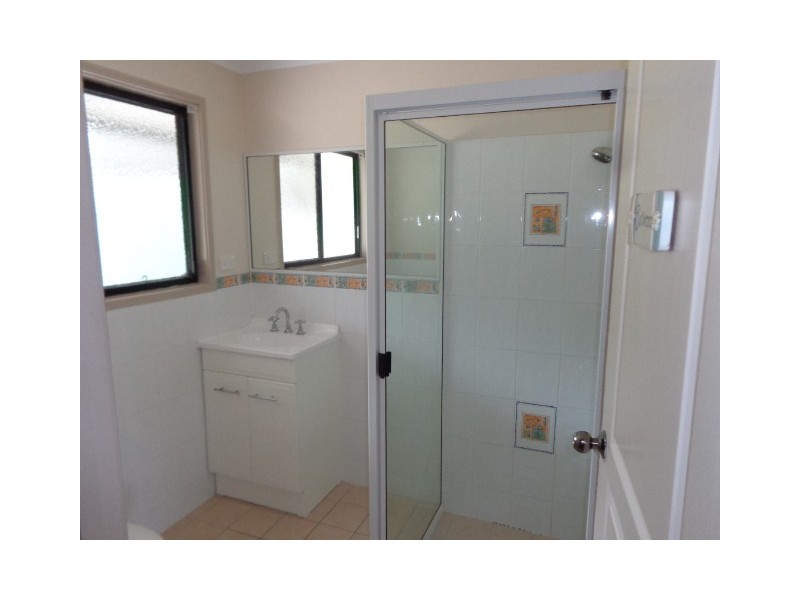 31 Rankin St, Howard QLD 4659
