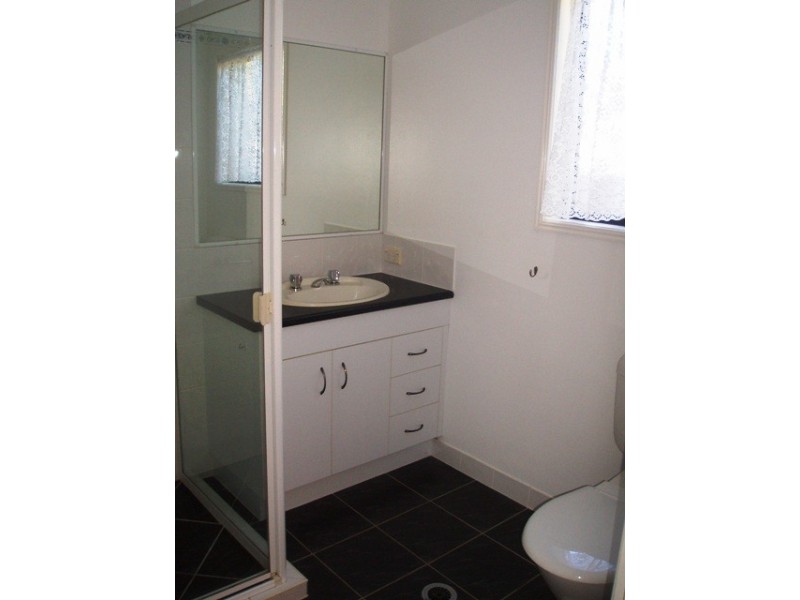 3 Lakeside Drive, Burrum Heads QLD 4659