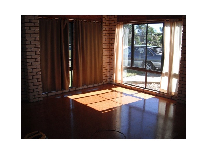 58  Riverview Drive, Burrum Heads QLD 4659