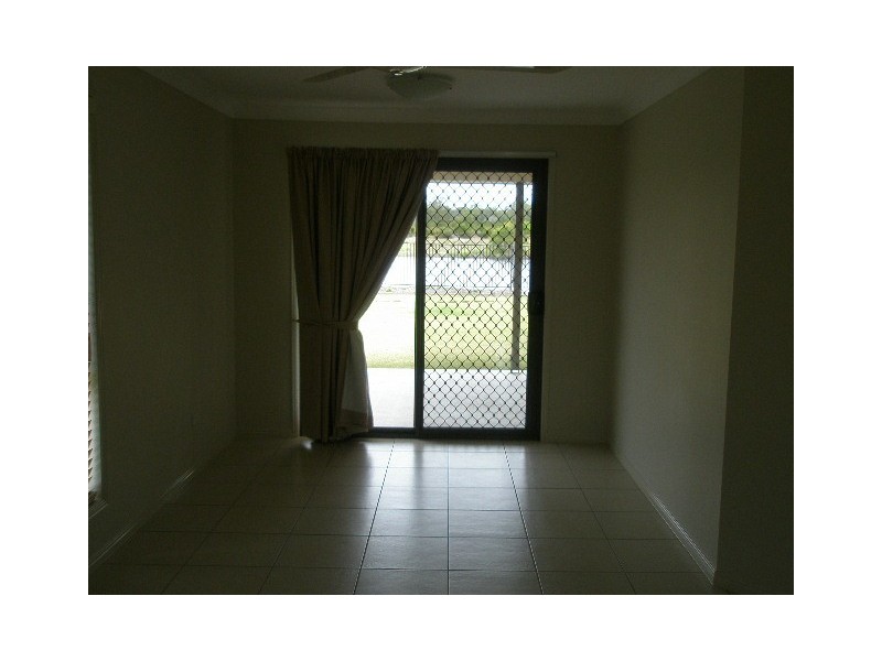 16 Honey Myrtle Close, Burrum Heads QLD 4659