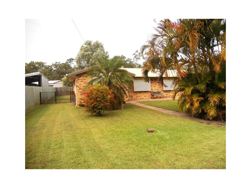 39 Ross Street, Burrum Heads QLD 4659