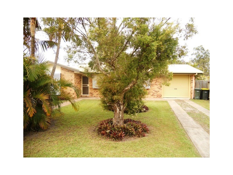 39 Ross Street, Burrum Heads QLD 4659