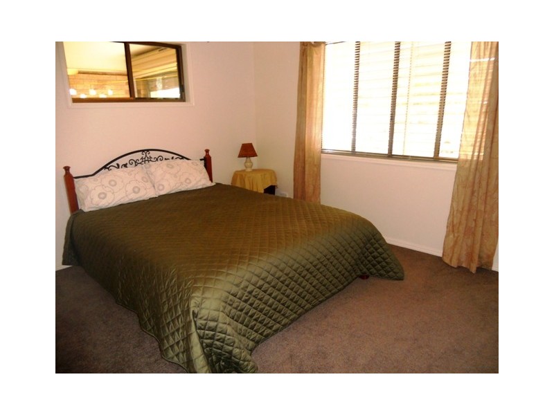39 Ross Street, Burrum Heads QLD 4659