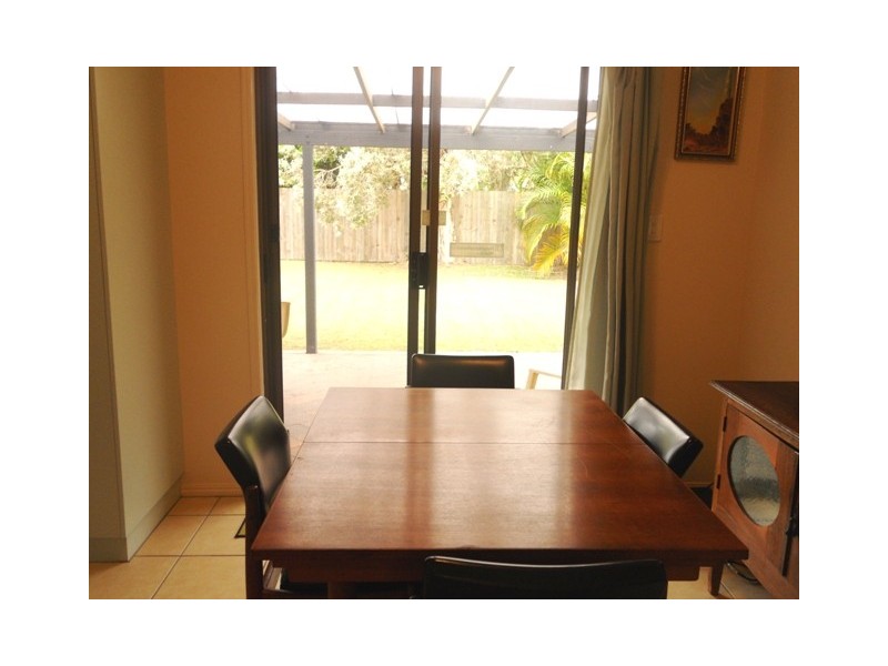 39 Ross Street, Burrum Heads QLD 4659