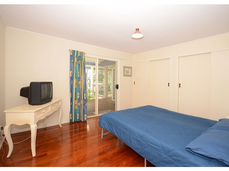 47 Esplanade, Burrum Heads QLD 4659