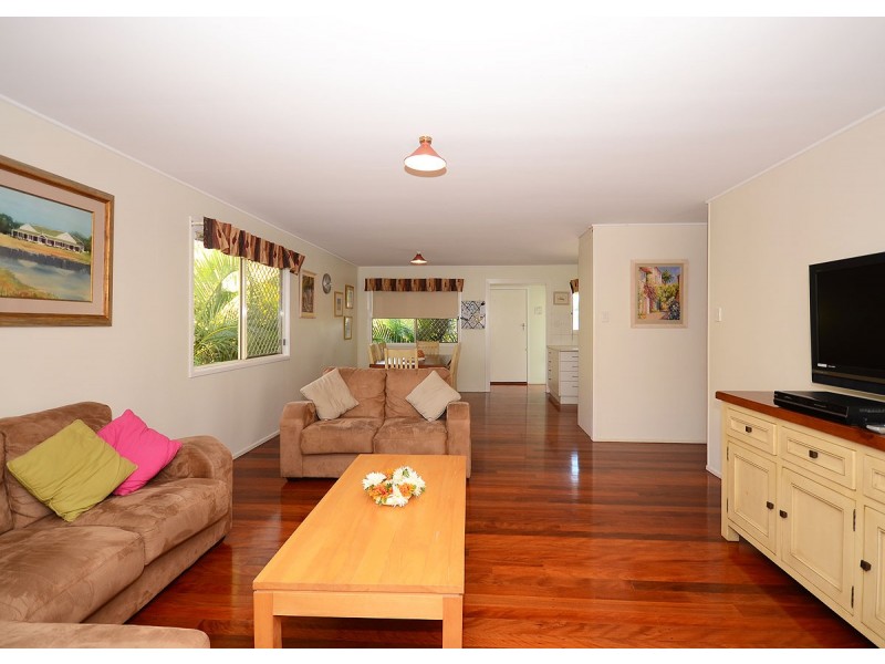 47 Esplanade, Burrum Heads QLD 4659