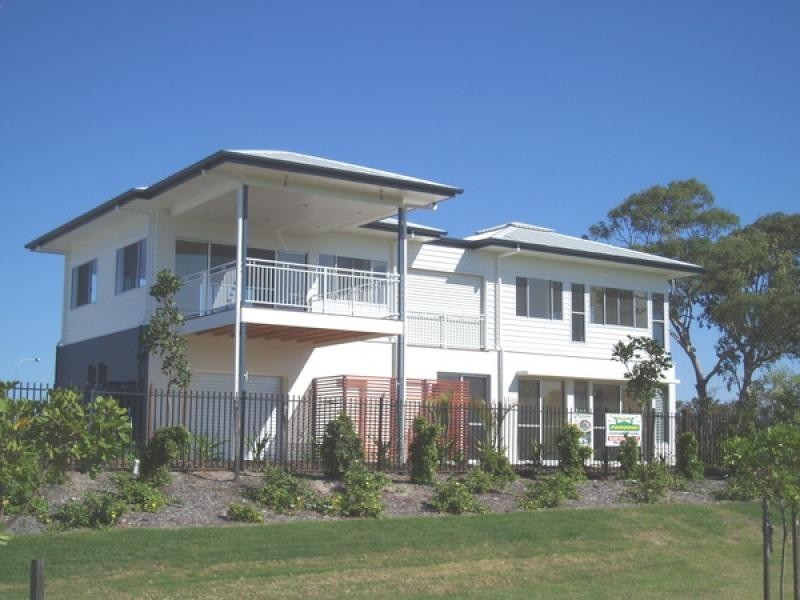 2 Seashells Court, Burrum Heads QLD 4659