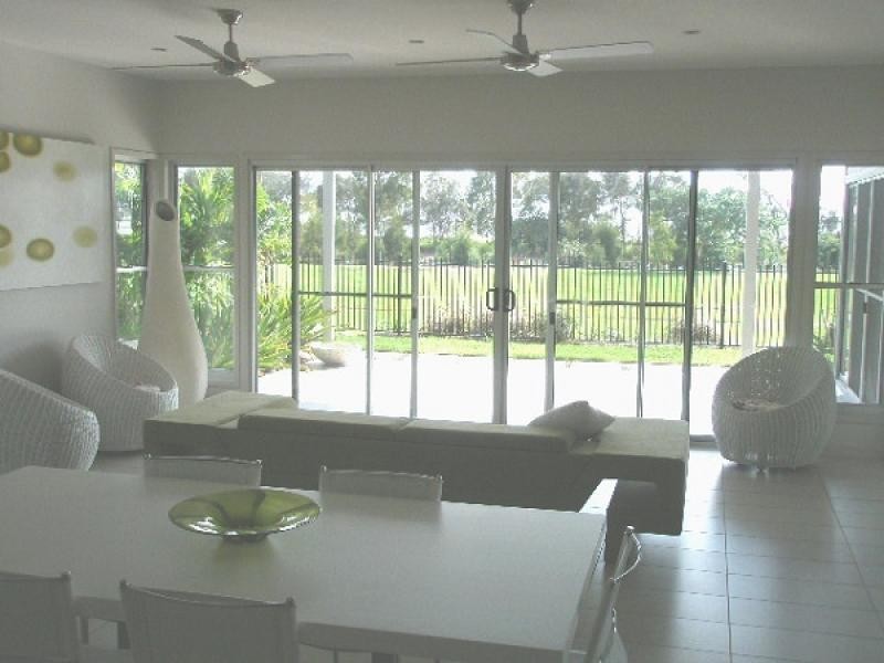 3 Seashells Court, Burrum Heads QLD 4659