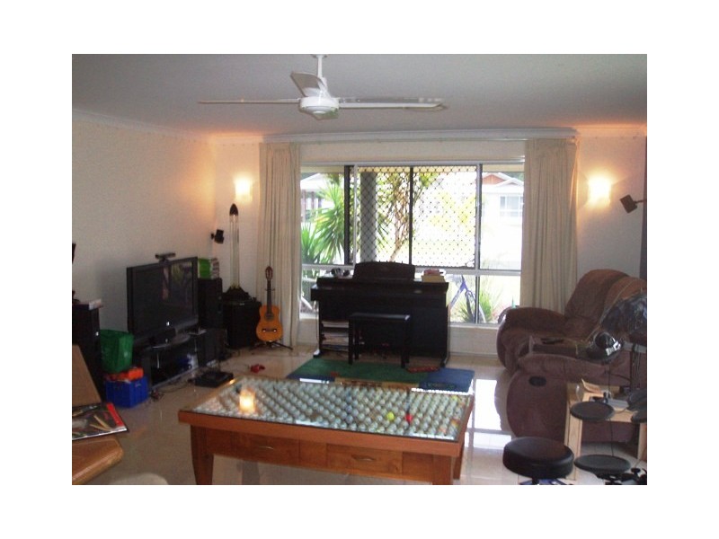 43 Traviston Way, Burrum Heads QLD 4659