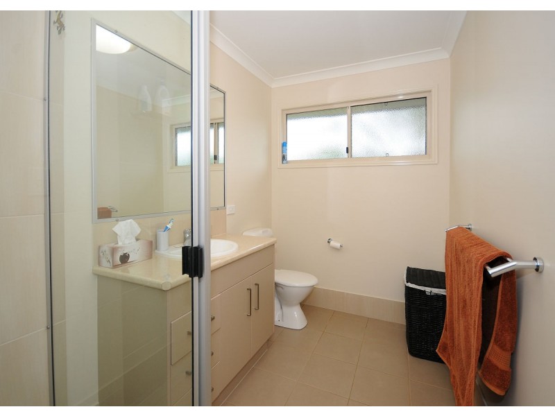 33 Tree View Road, Toogoom QLD 4655