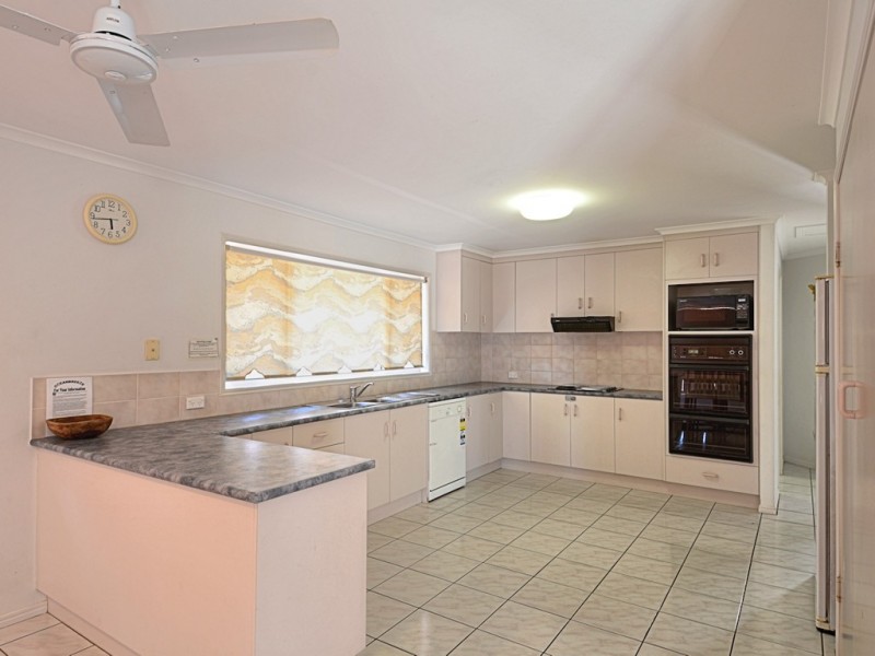 136 Burrum Street,, Burrum Heads QLD 4659