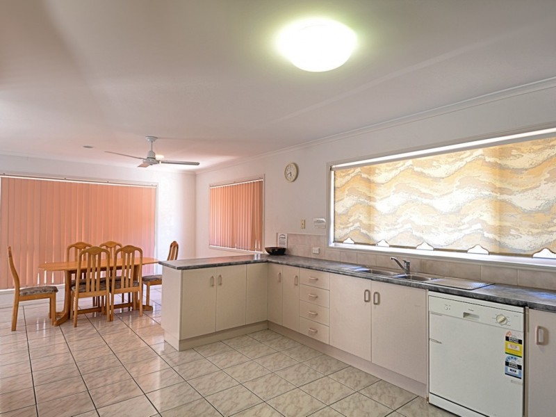 136 Burrum Street,, Burrum Heads QLD 4659