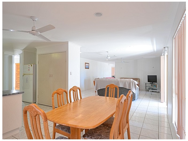 136 Burrum Street,, Burrum Heads QLD 4659