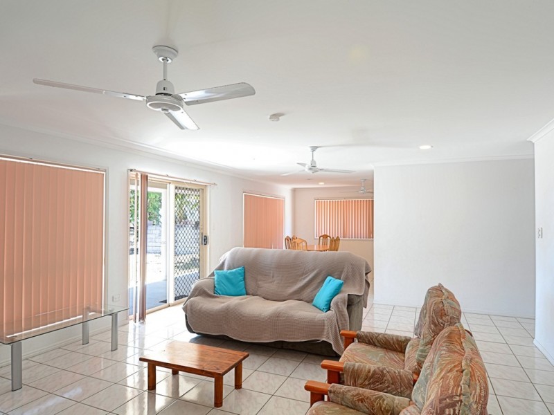 136 Burrum Street,, Burrum Heads QLD 4659