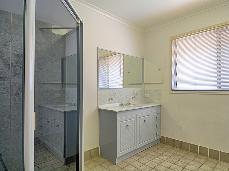 136 Burrum Street,, Burrum Heads QLD 4659