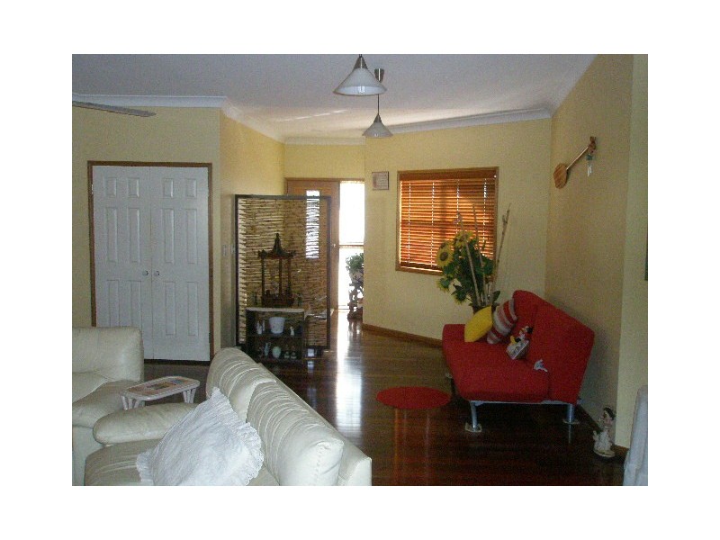 20 Travis Road, Burrum Heads QLD 4659