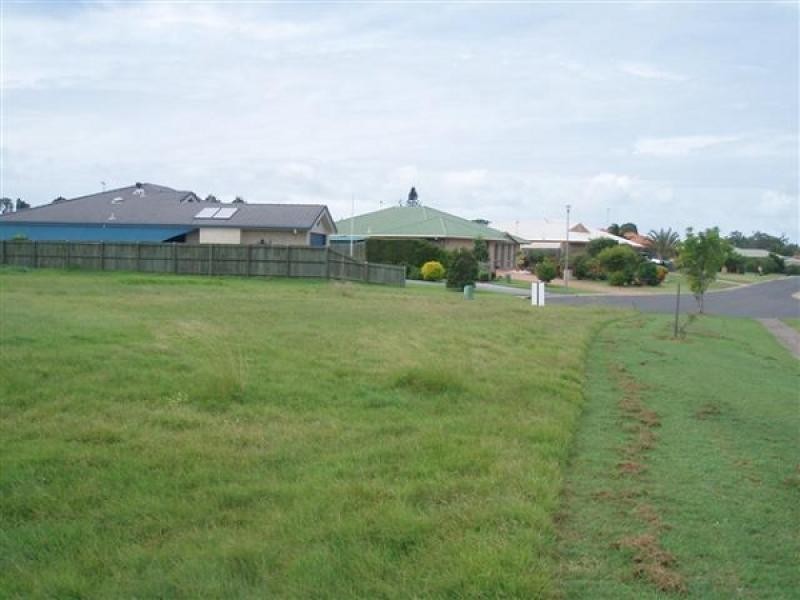 24 Warringal Court, Burrum Heads QLD 4659