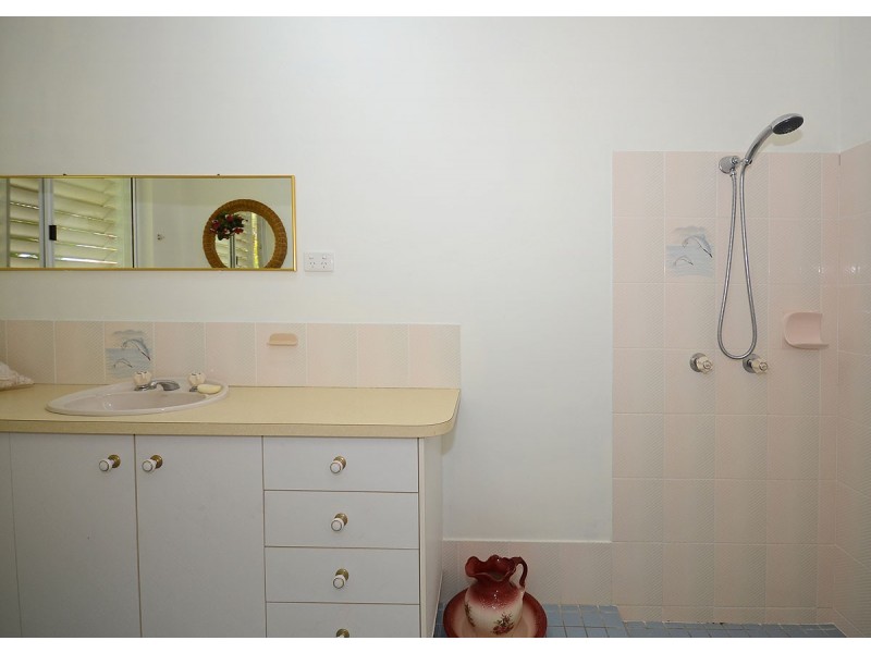 144 Burrum Street, Burrum Heads QLD 4659