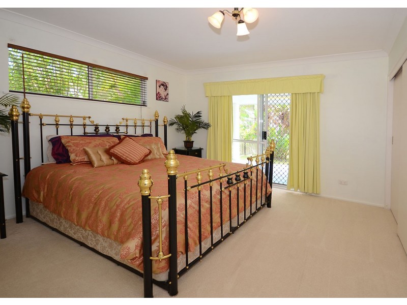 144 Burrum Street, Burrum Heads QLD 4659