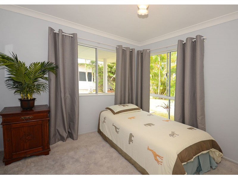 144 Burrum Street, Burrum Heads QLD 4659