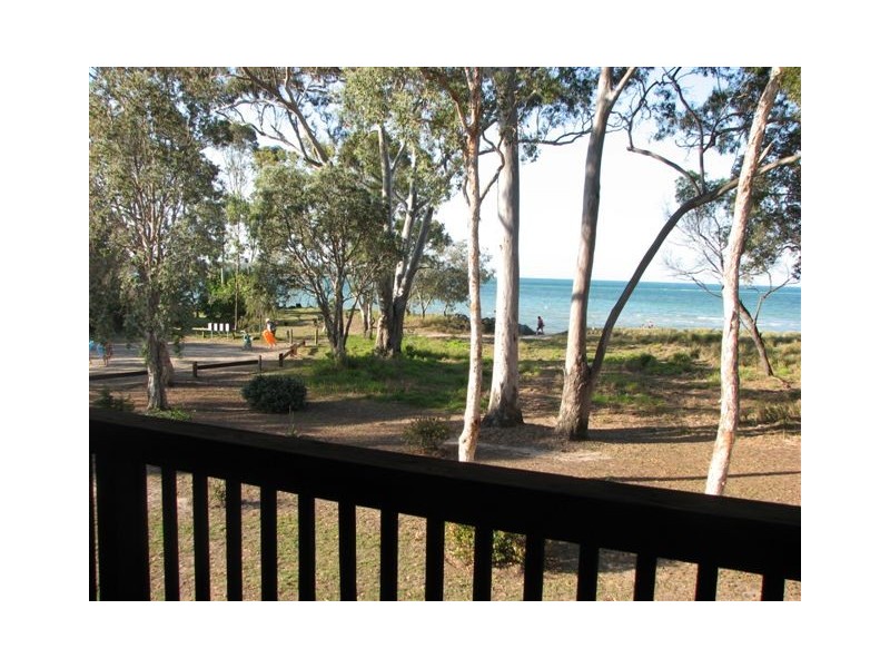 3/110 Burrum St, Burrum Heads QLD 4659