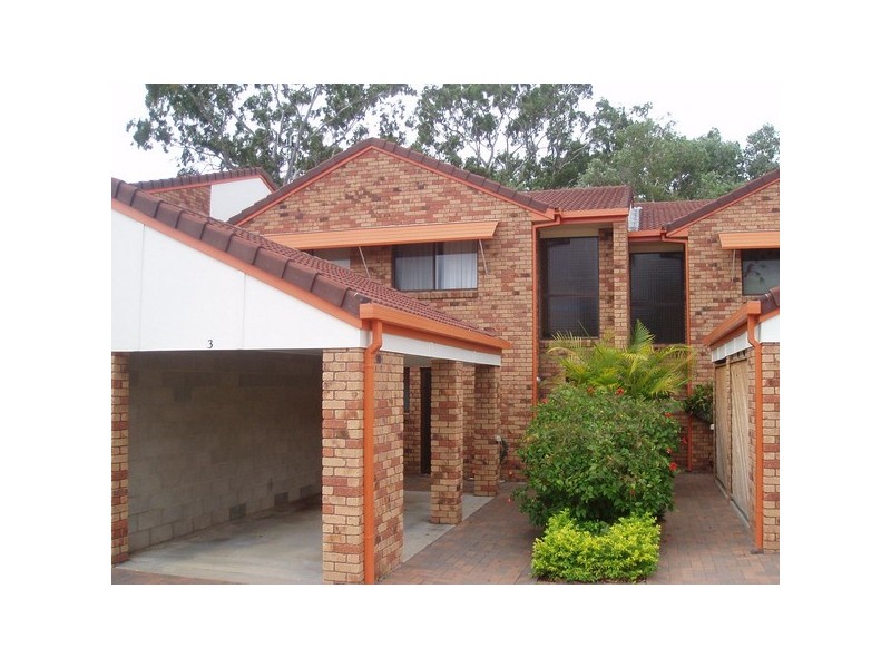 3/110 Burrum St, Burrum Heads QLD 4659