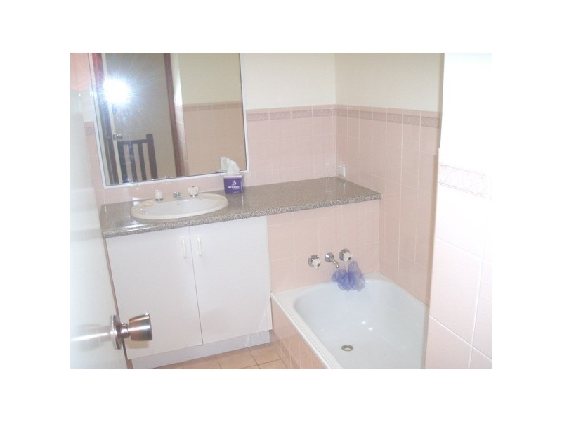 3/110 Burrum St, Burrum Heads QLD 4659