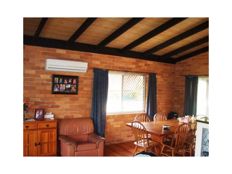 4 Boronia Street, Burrum Heads QLD 4659