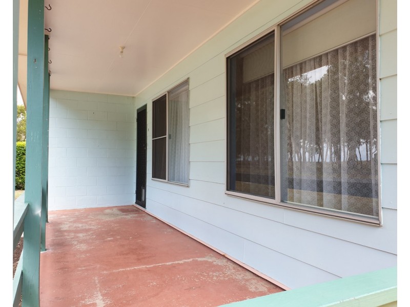 2/175 Burrum St, Burrum Heads QLD 4659