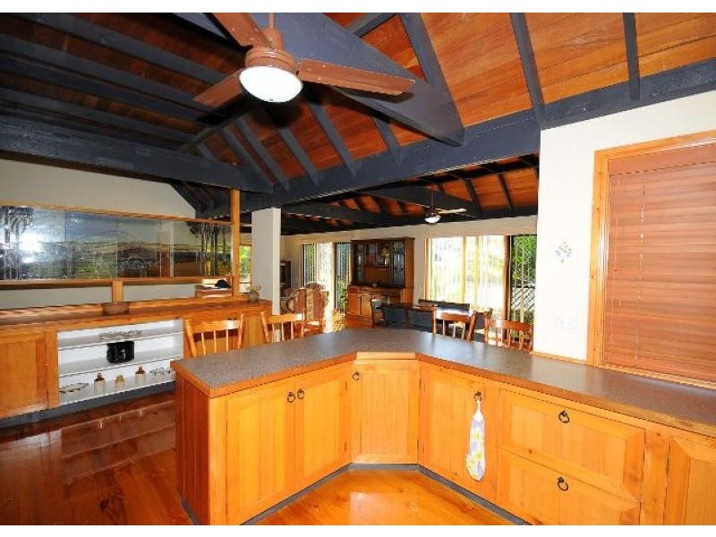 18 Ries Road, Toogoom QLD 4655