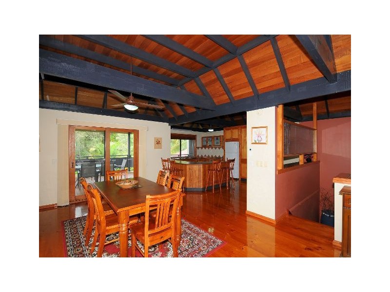 18 Ries Road, Toogoom QLD 4655