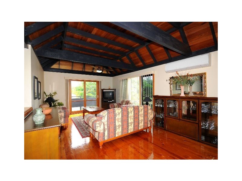 18 Ries Road, Toogoom QLD 4655