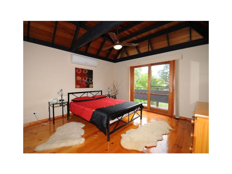 18 Ries Road, Toogoom QLD 4655