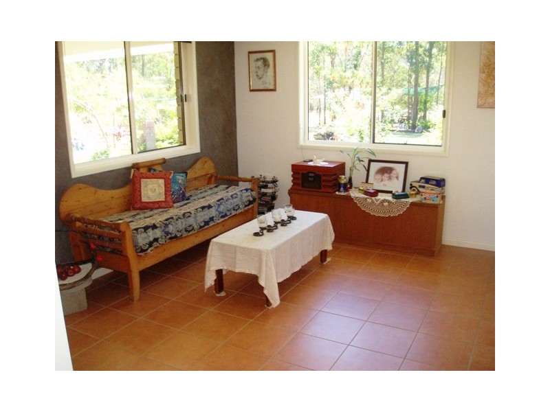 9 Brypat Cl, Burrum Heads QLD 4659