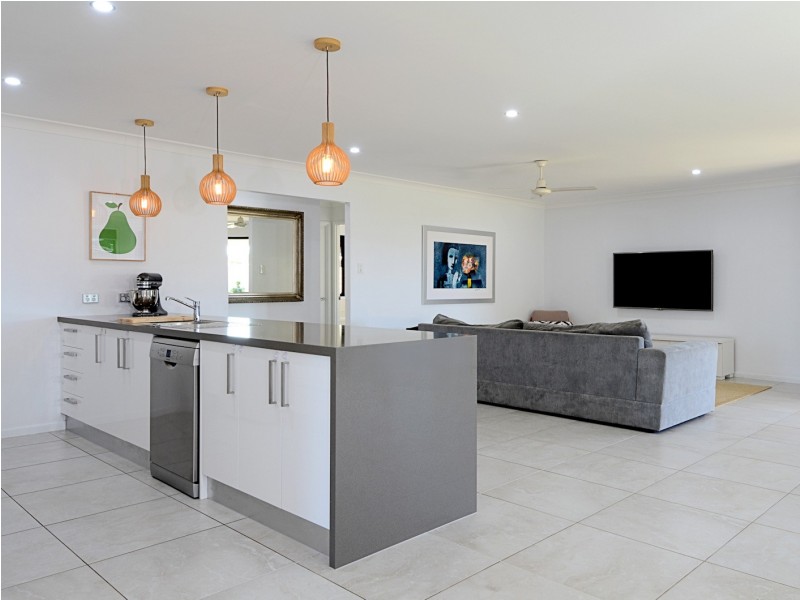 29 Noeme Street, Burrum Heads QLD 4659