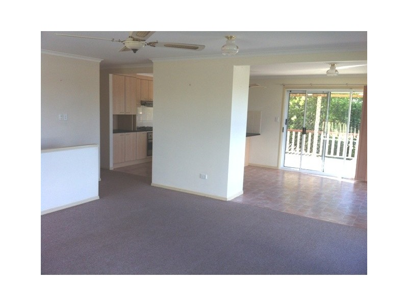 22 Beach Drive, Burrum Heads QLD 4659