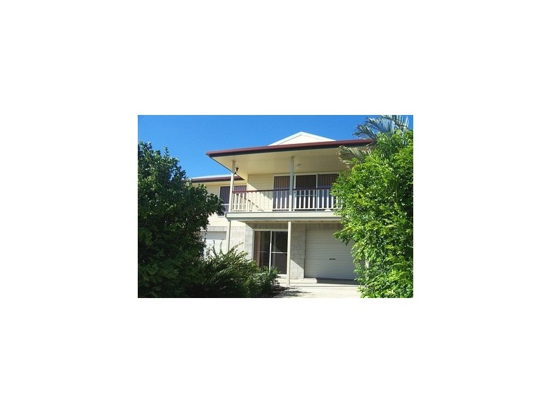 22 Beach Drive, Burrum Heads QLD 4659