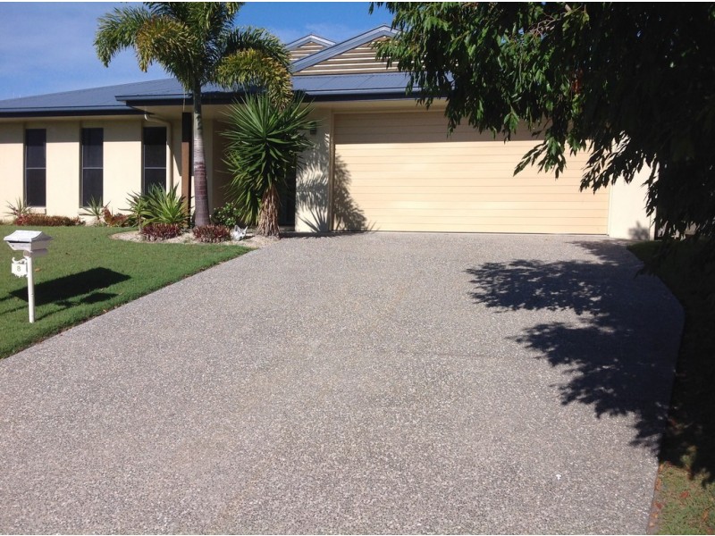 8 Krista Court, Burrum Heads QLD 4659