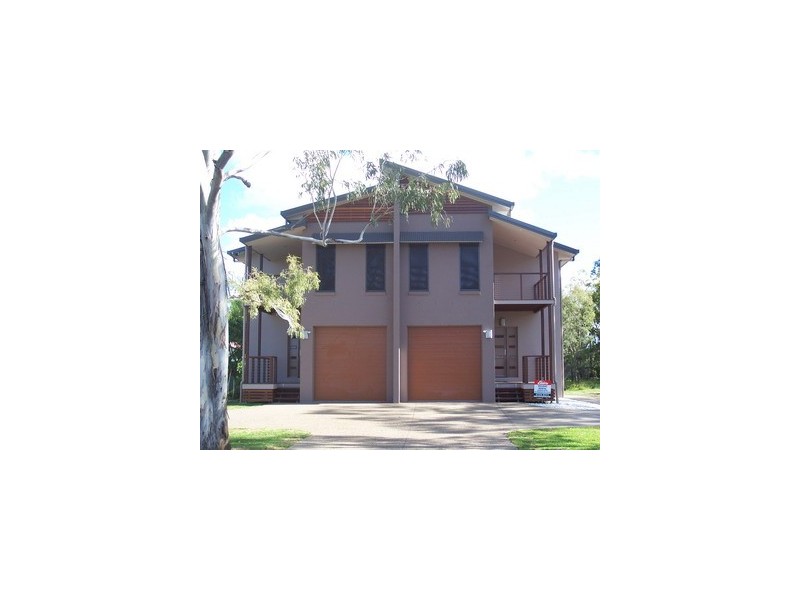 1/9 Burrum Street, Burrum Heads QLD 4659