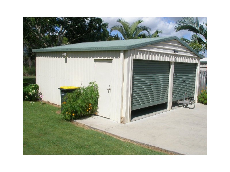 11 Beach Drive, Burrum Heads QLD 4659