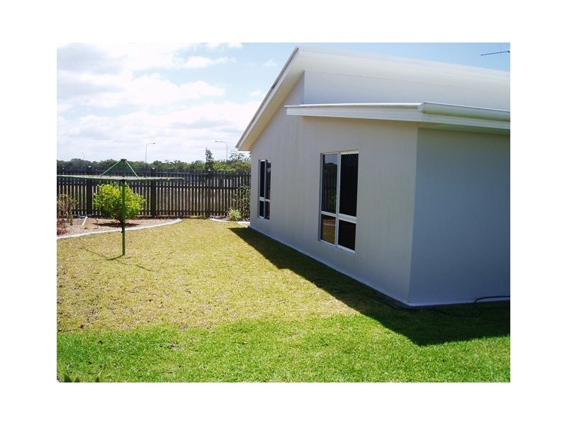 36 Louise Drive, Burrum Heads QLD 4659