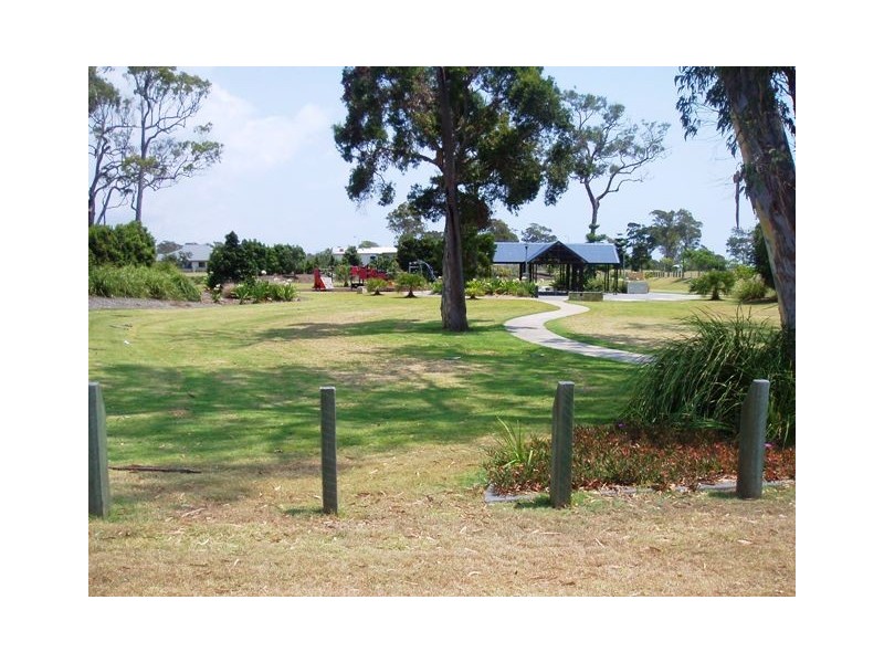 34  Sirenia Dr, Burrum Heads QLD 4659