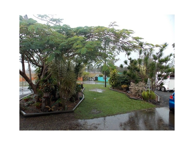 32 Roberts Road North, Torbanlea QLD 4662