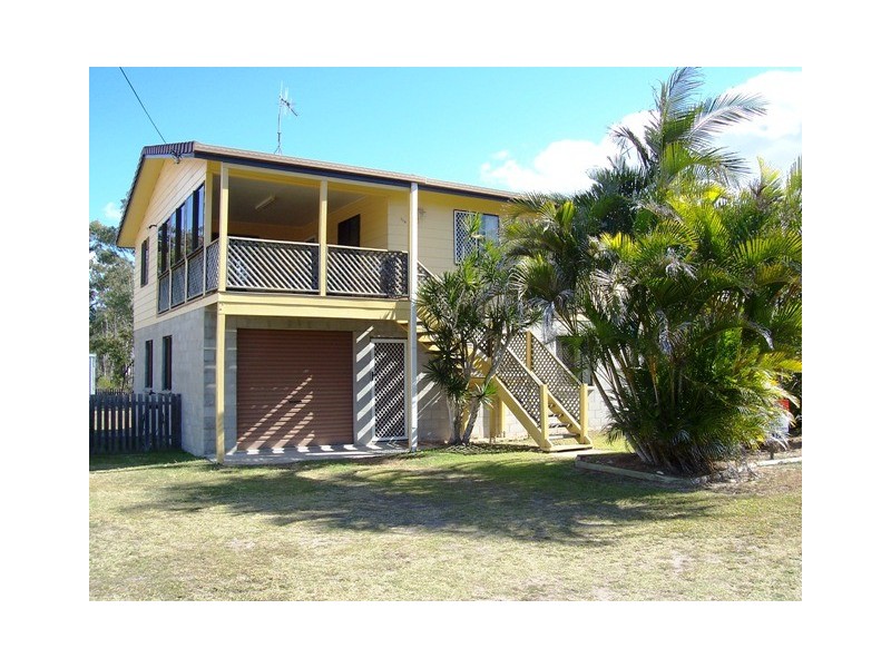 115 Burrum Street, Burrum Heads QLD 4659