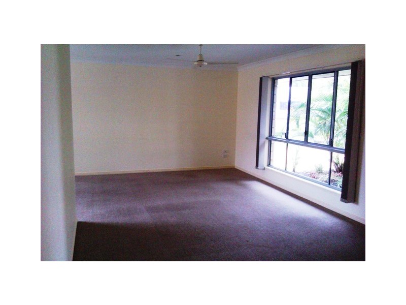 20 Lucas Drive, Burrum Heads QLD 4659