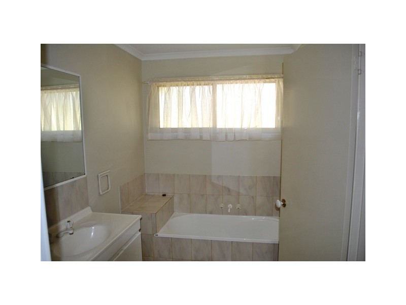 43 Dreamtime Ave, Burrum Heads QLD 4659