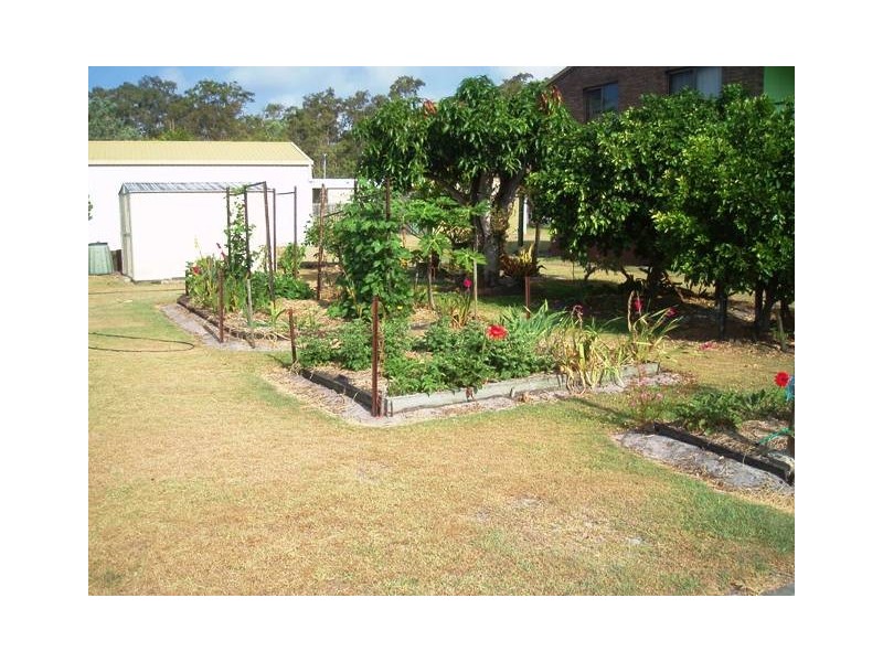 2 Cassia Street, Burrum Heads QLD 4659