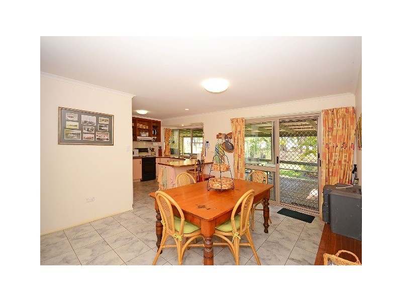 128 Burrum Street, Burrum Heads QLD 4659