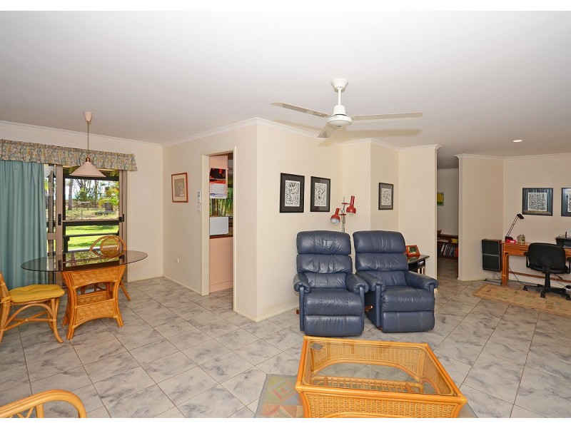 128 Burrum Street, Burrum Heads QLD 4659