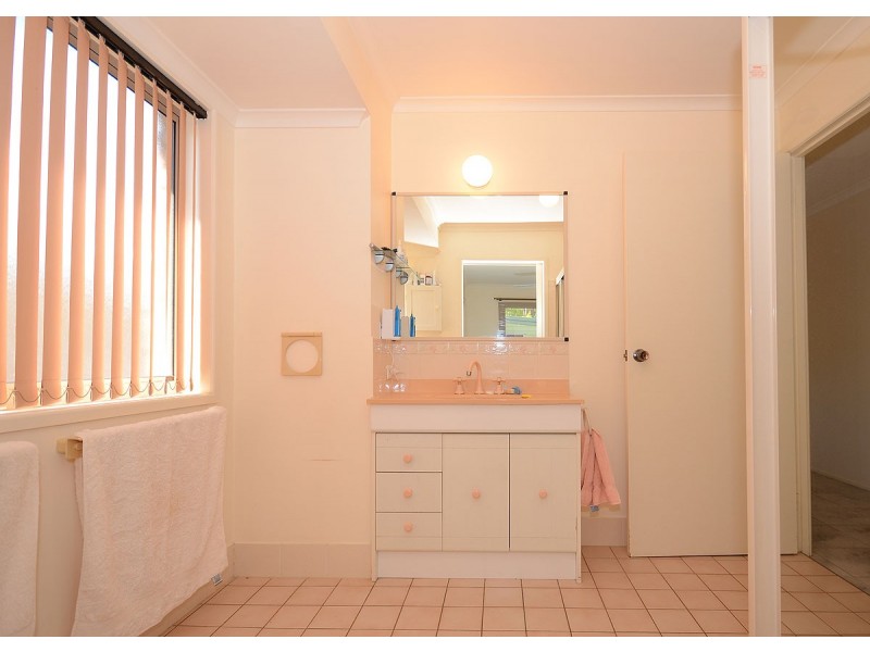 128 Burrum Street, Burrum Heads QLD 4659